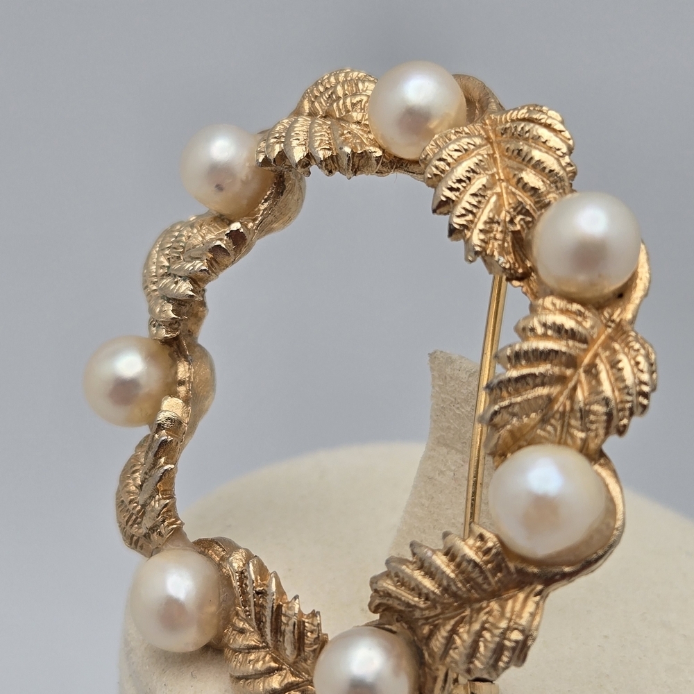 Charel Pearl Leaf Circle Brooch Designer Vintage Gold Fresh Water Pin - Picture 4 of 10